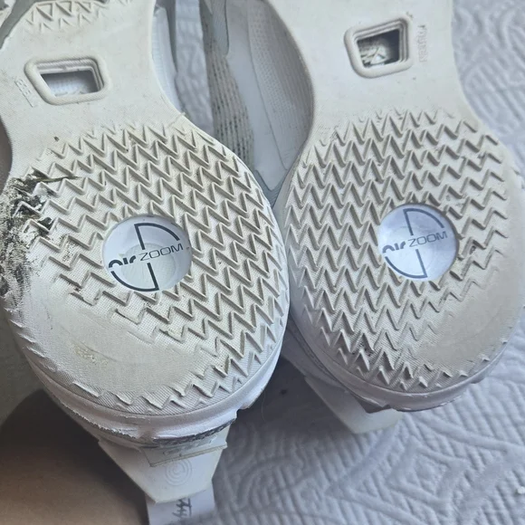 XXXV1 Jordan White basketball Sneakers - Picture 9 of 10